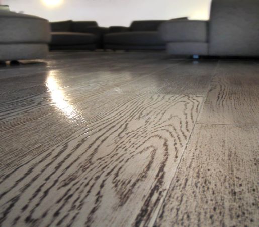 Trimar Parket - Jsme rodinná firma z Nivnice a specializujeme se na kvalitní dřevěné podlahy, jejich dodávku, odbornou realizaci i renovace